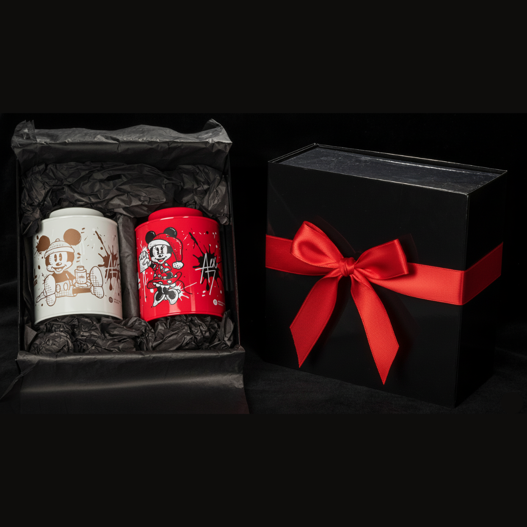 Duo - boites métal sérigraphiées à la main avec notre infusion de Noël et notre thé des moines